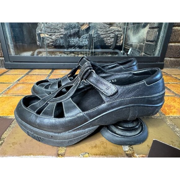 Women’s 6 Z Coil Breeze Spring Mary Jane Orthopedic Recovery Comfort Shoes - Picture 5 of 9